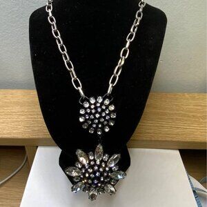 LOGO LINKS LORI GOLDSTEIN SUNFLOWER NECKLACE BLACK/GOLD TONE